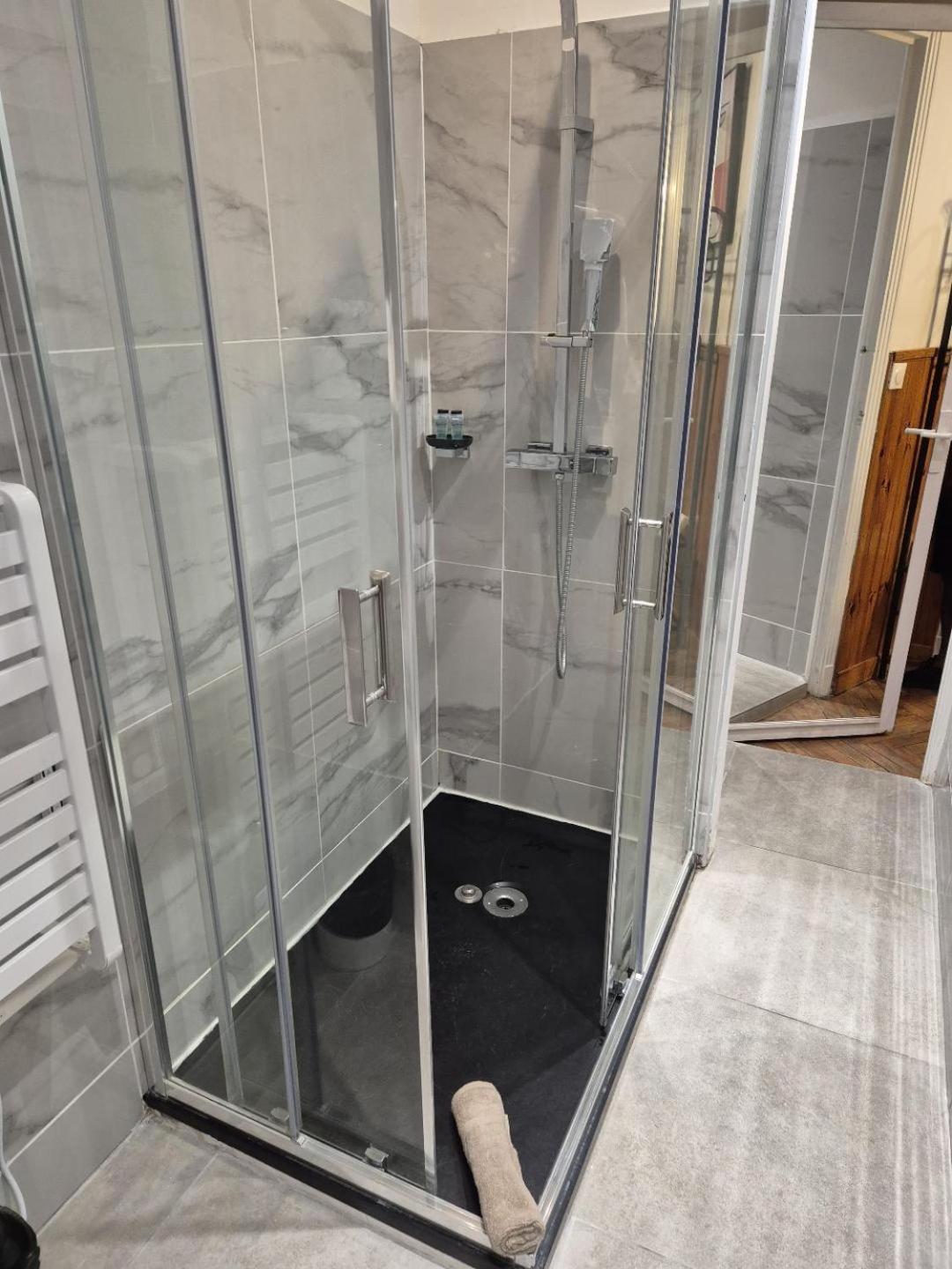 Appartement Bellarosa Кан Екстериор снимка